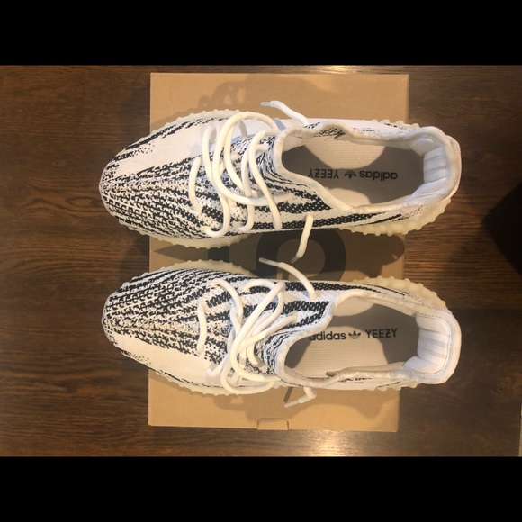 YEEZY Boost 350 V2 - Picture 5 of 7